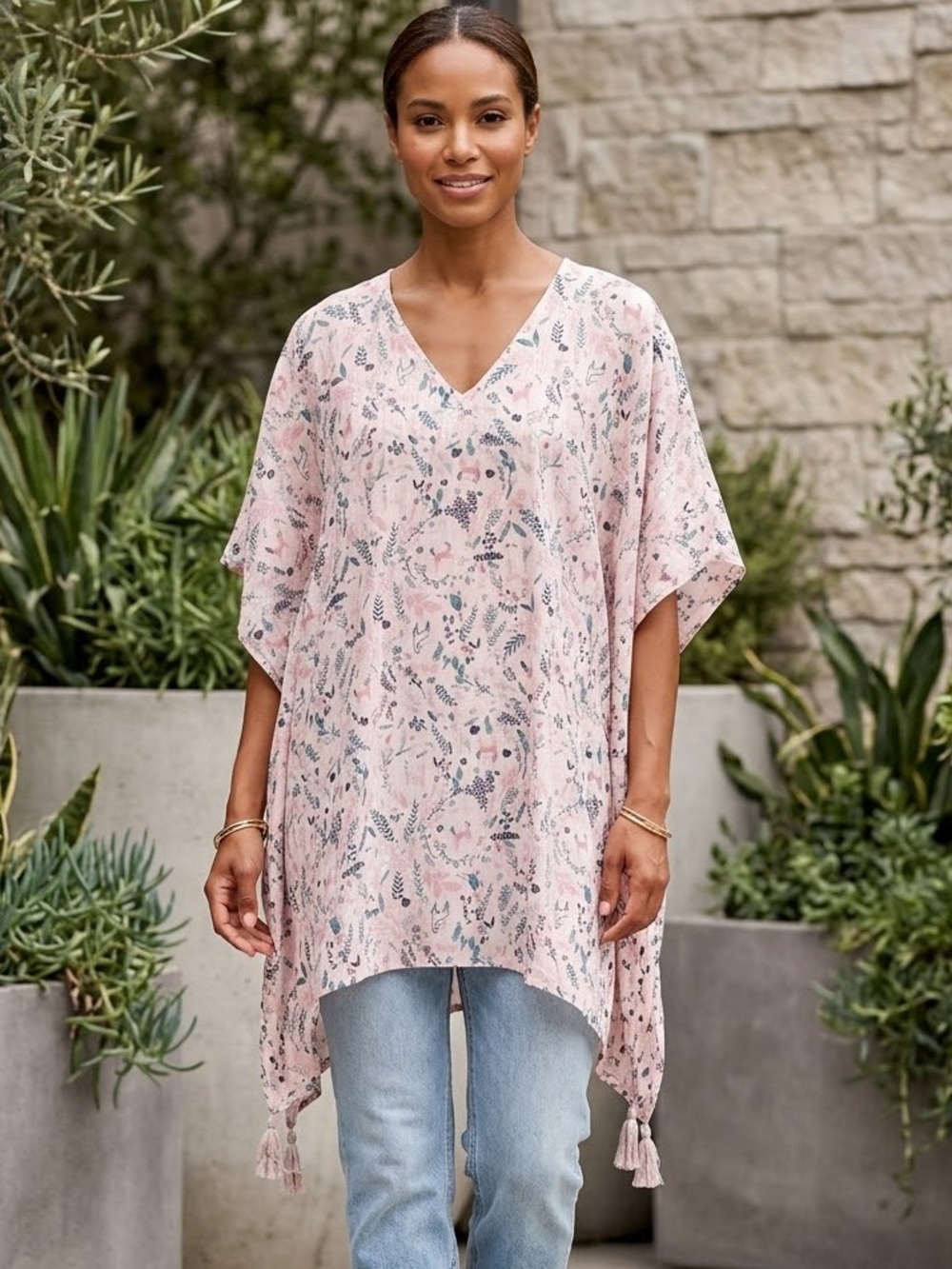 America & Beyond Pink Kaftan Poncho Cover Up Medium